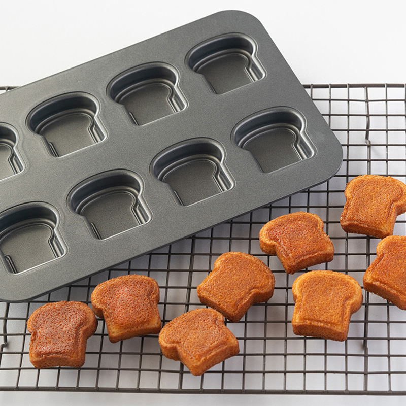 8 空洞トーストパンパターン炭素鋼ケーキ型マドレーヌマフィン - Kitchen Gadgets Baking のレビューと価格