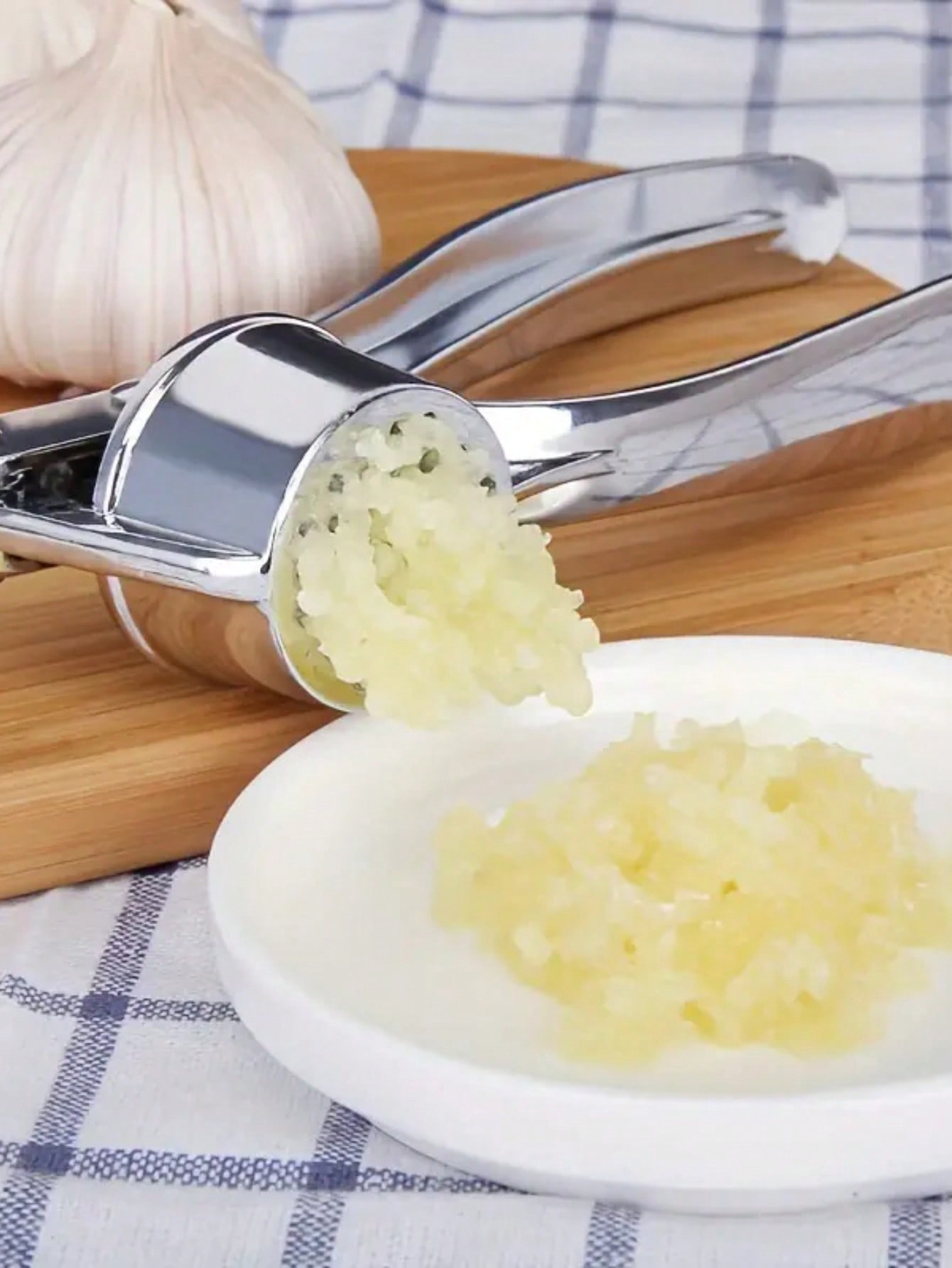 キッチンガーリックプレスクラッシャーミンサーステンレス鋼ガー - Zyliss Kitchen Gadgets のレビューと価格