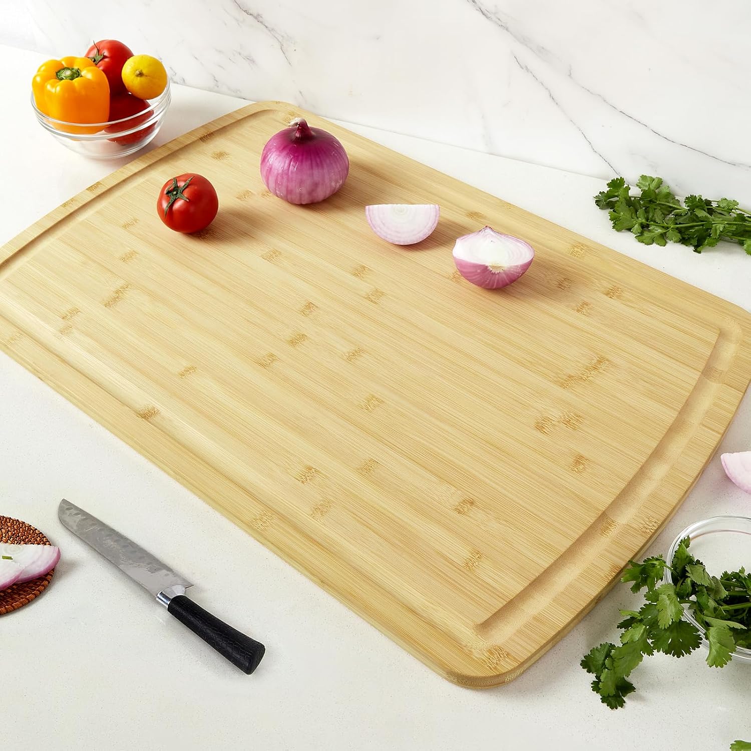 キッチン用竹製カッティングボード、深いジュース溝とハンドル付 - Bamboo Cutting Board のレビューと価格